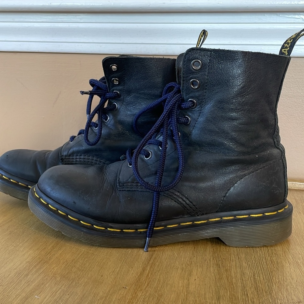 Dr. Martens Pascal Black Boots Nice Condition